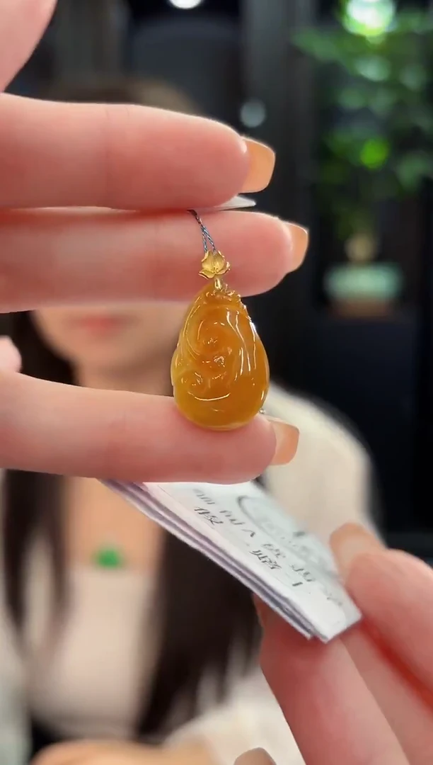 颈饰18K金镶嵌翡翠缅甸A货/支持复检/一件