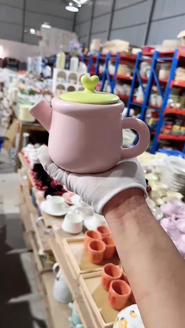 陶瓷小号茶壶 微瑕凑满20元包邮