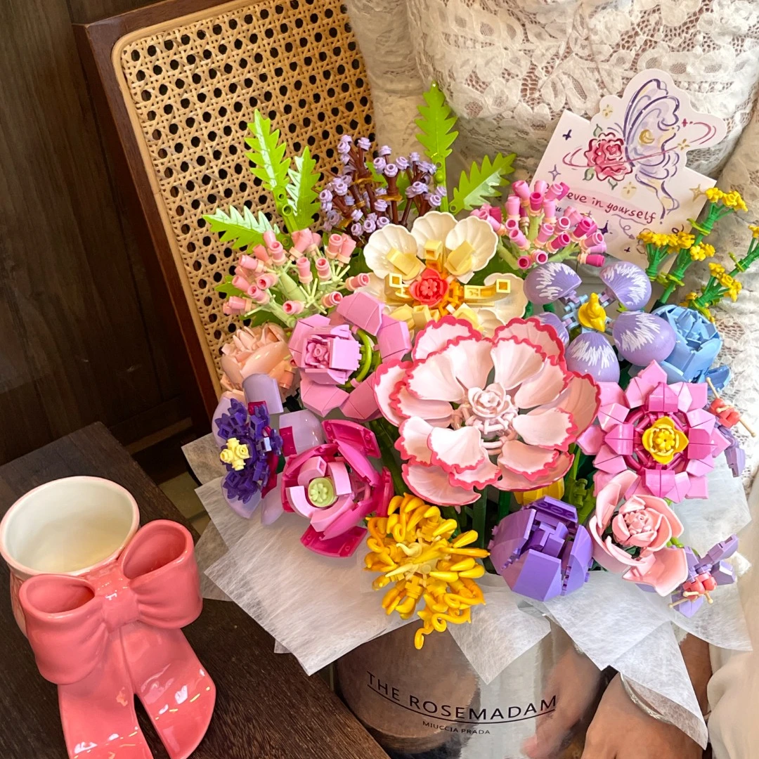 【初恋季】2025新款七夕礼物插花朵生日礼物盒拼装积木花束一整套装