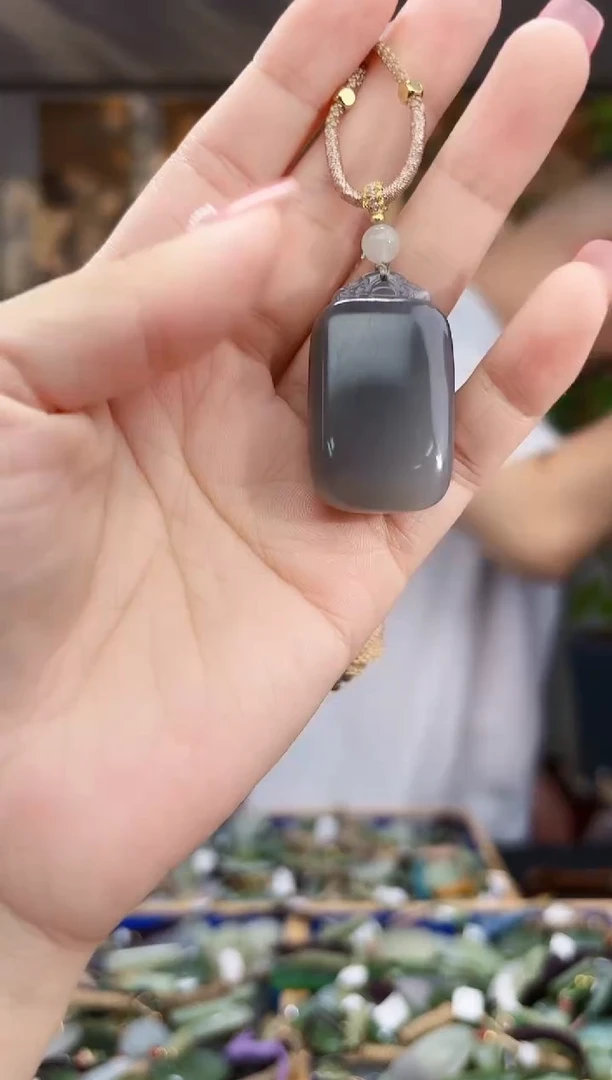 和田玉未镶嵌挂件拍一发一