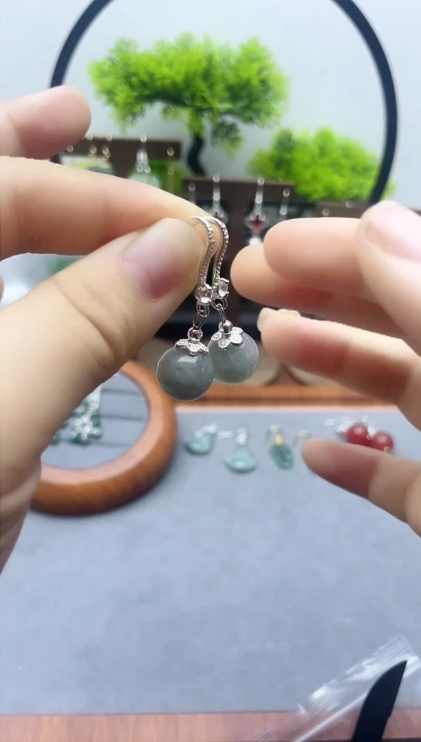 未镶嵌翡翠耳饰243000