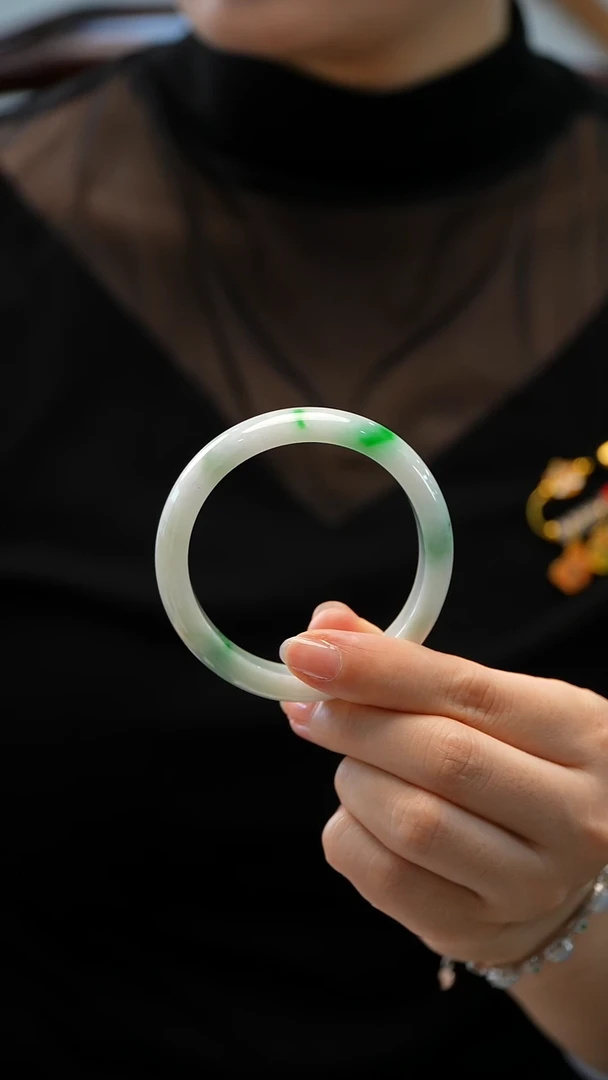 未镶嵌手镯翡翠8号