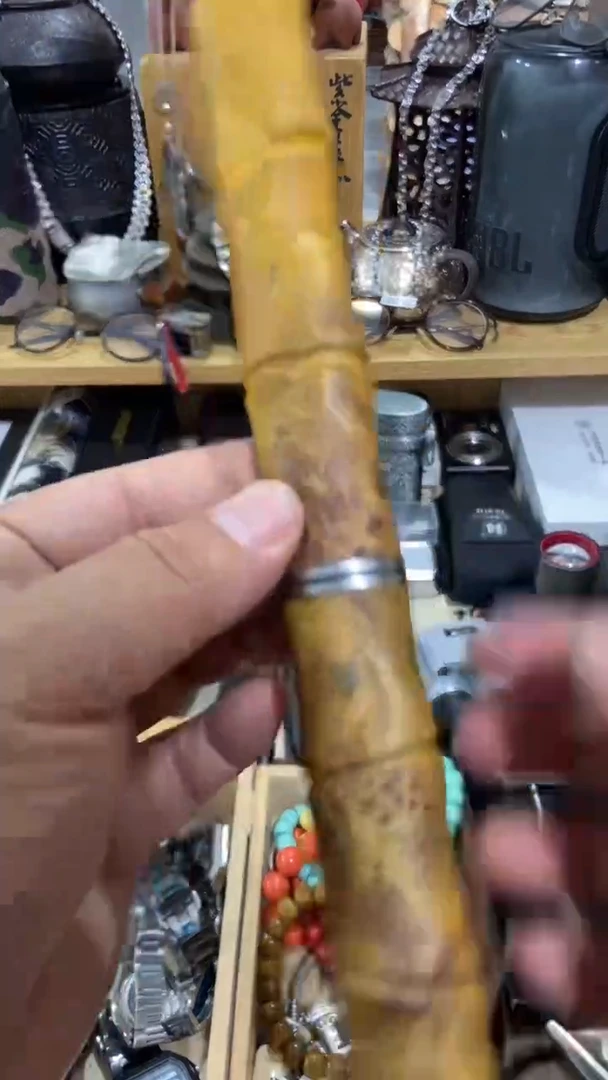 瓷片闪购商品  如图所示