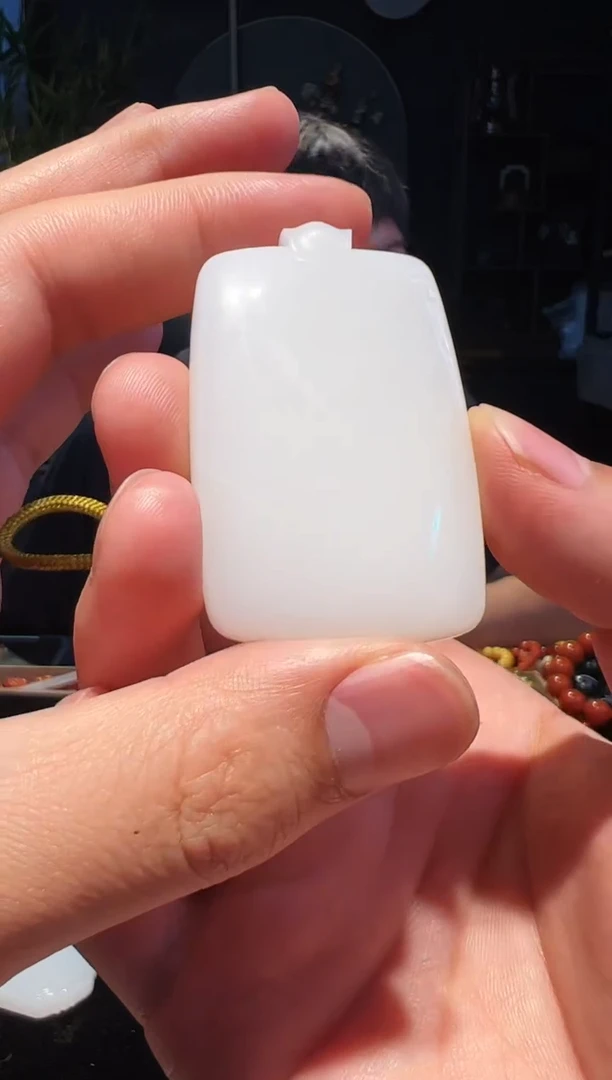 手串未镶嵌和田玉挂件