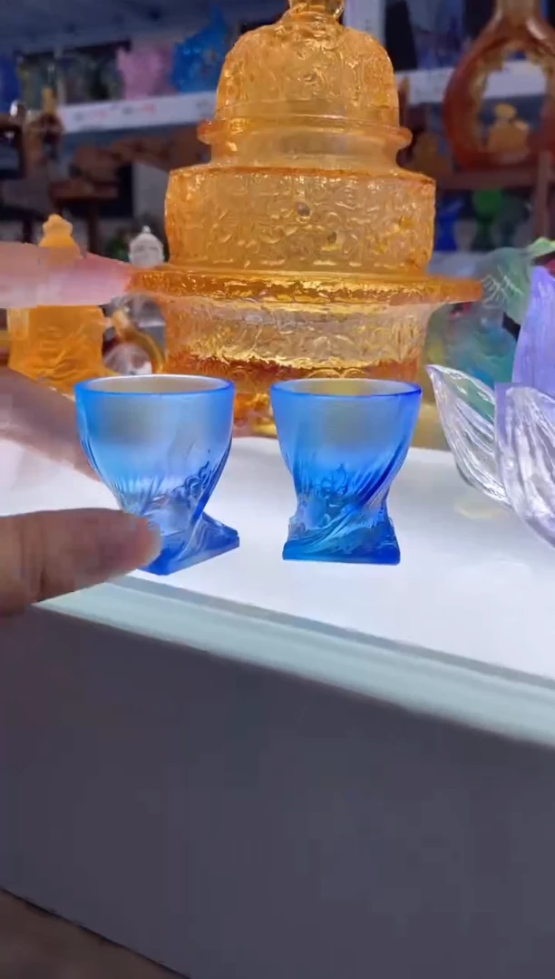 手工艺品琉璃一对两只 全品  古法琉璃 介意勿拍 不退不换