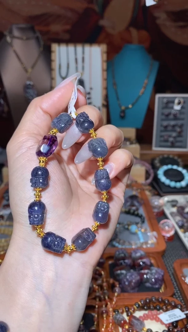 【闪购商品】堇青石手串未镶嵌堇青貔貅阵