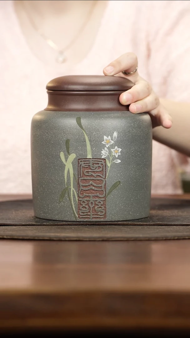紫砂茶叶罐萌****️淡墨泥泥绘水仙花茶叶罐
