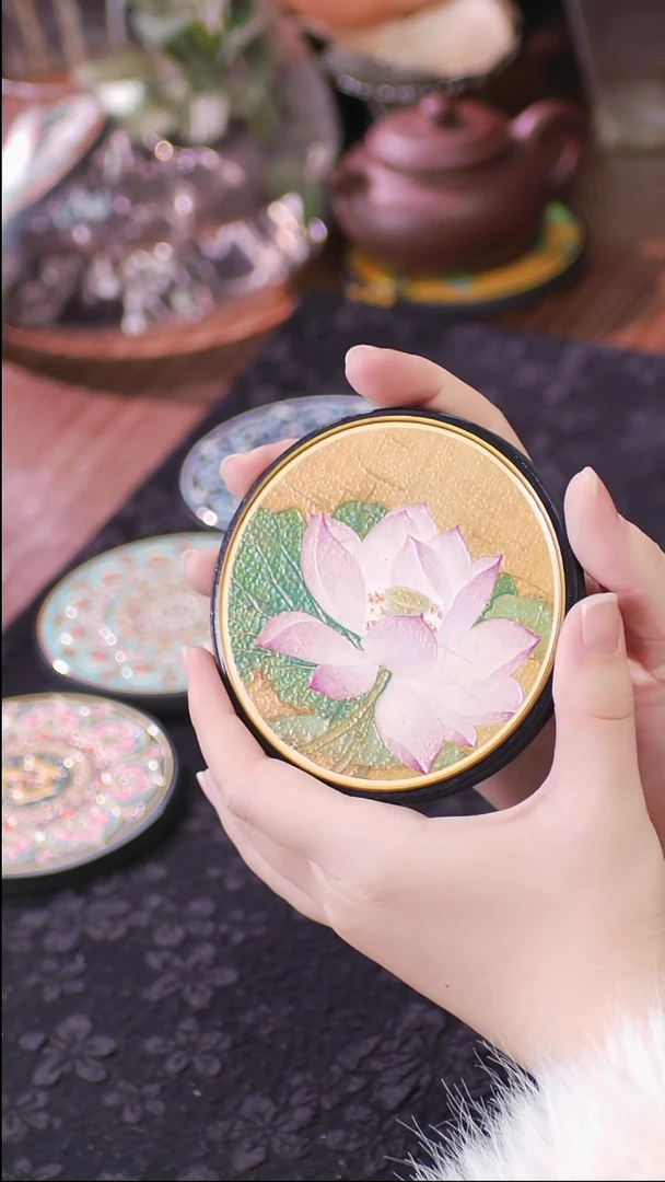 壹藏贰宝出水芙蓉图案杯垫一片