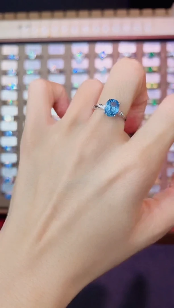 海蓝宝石戒指银S925镶嵌0000