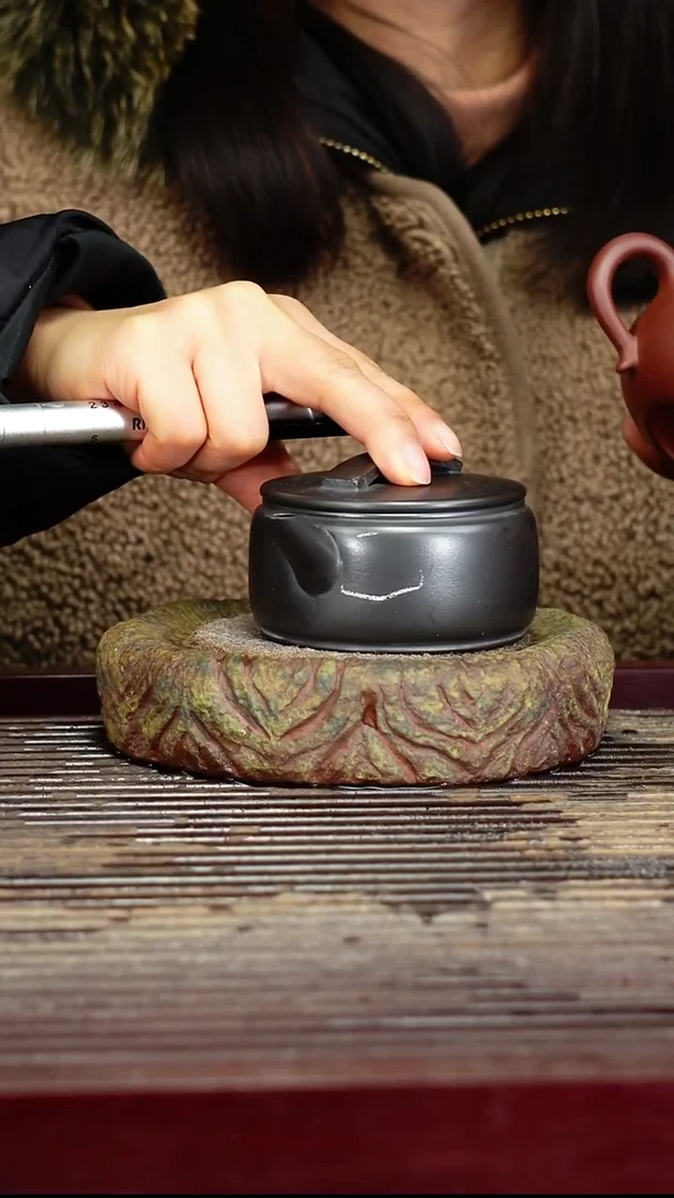 宜兴原矿紫砂壶茶壶130C