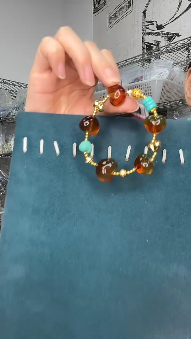 未镶嵌琥珀裸石A1587天然蜜蜡