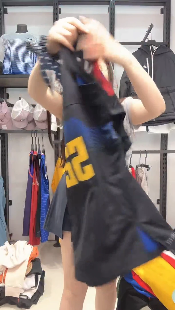 2522编码  耐克卫衣服饰过款为准 尺码