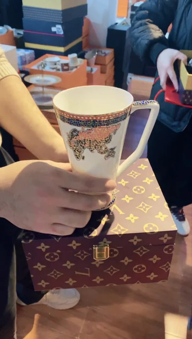 【闪购商品】杯鸿辉家品牌瓷器，京东包邮！