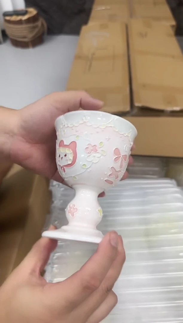 立体釉高脚杯珠帘