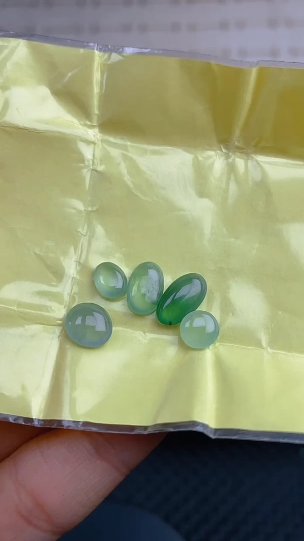 【闪购商品】翡翠耳饰未镶嵌天然A货翡翠7