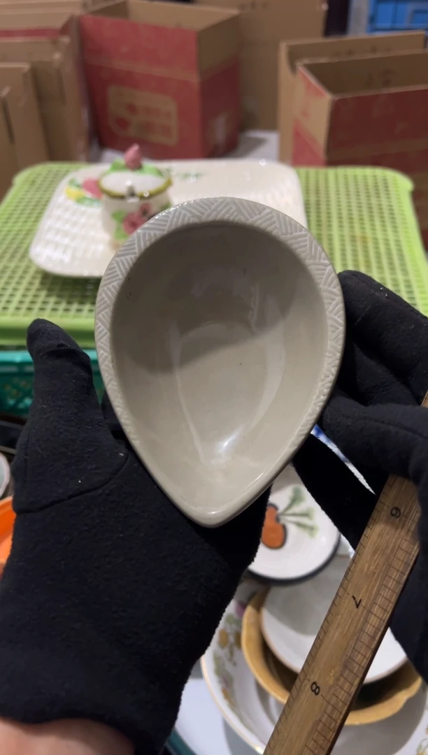 羽*羽西中古商品默认瑕疵完美主义者慎拍
