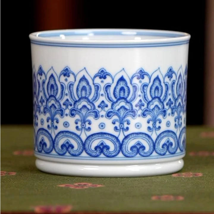 【小乔赏瓷】景德镇手工手绘司陶坊青花缠枝宝相大直口杯stf171