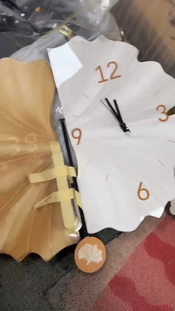 仓库清仓画       默认瑕疵