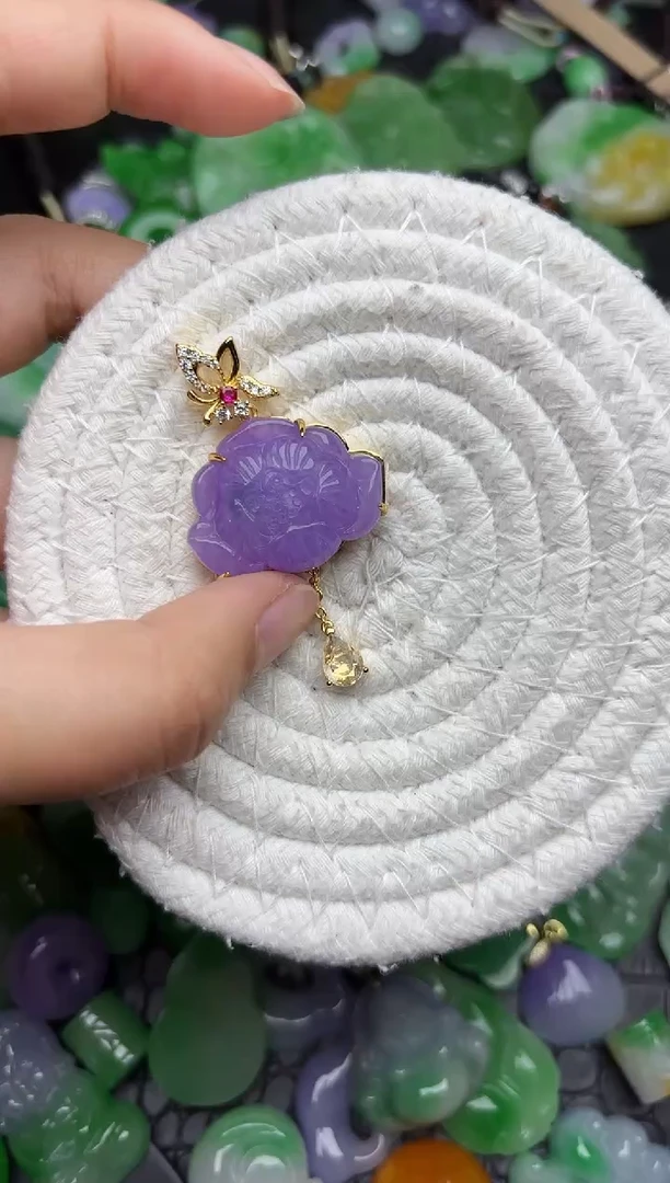 颈饰未镶嵌翡翠缅甸翡翠吊坠