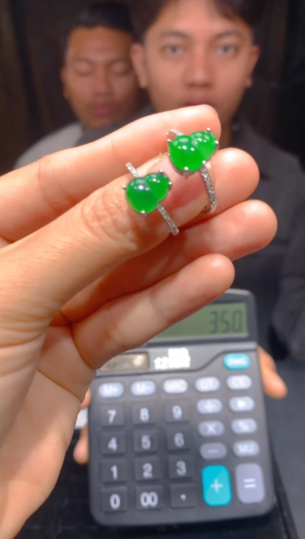 【闪购商品】定制翡翠未镶嵌48多样性发货（发其一）
