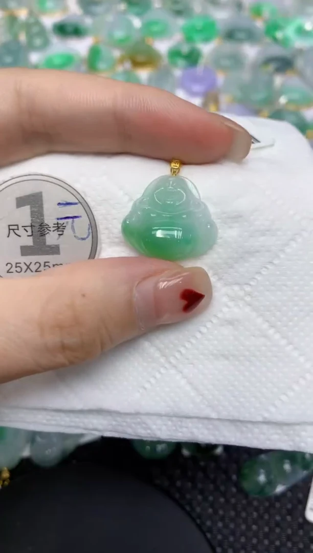 翡翠18K金镶嵌颈饰1111111