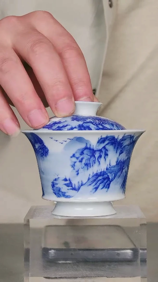 马蹄山水两才盖碗