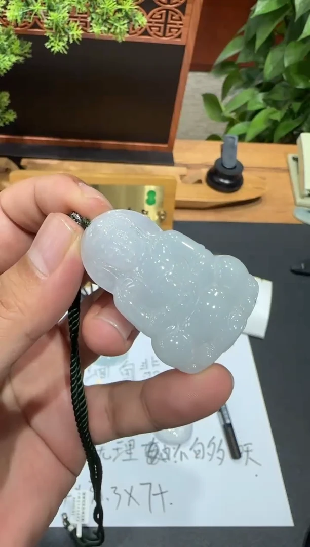 未镶嵌挂件翡翠A货翡翠多样性一件观音