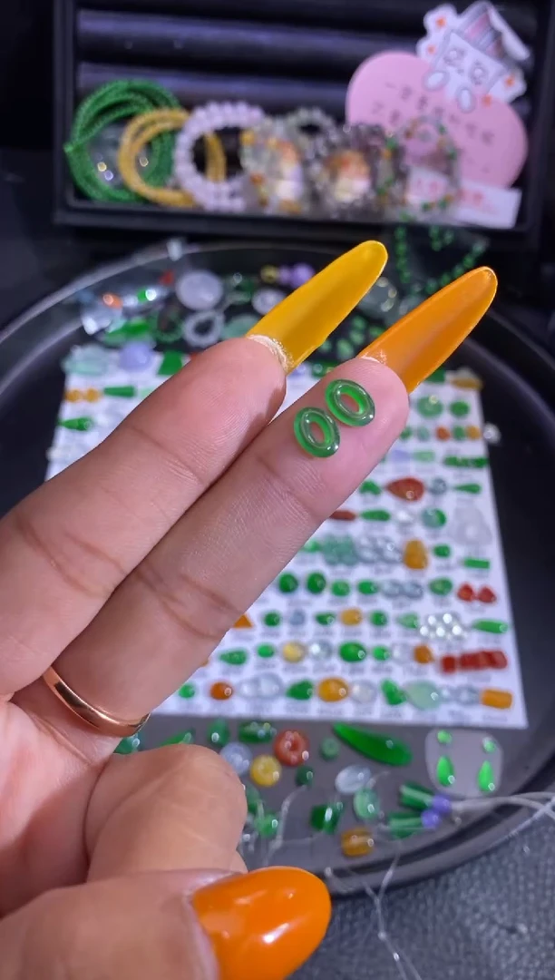 未镶嵌挂件翡翠扣子