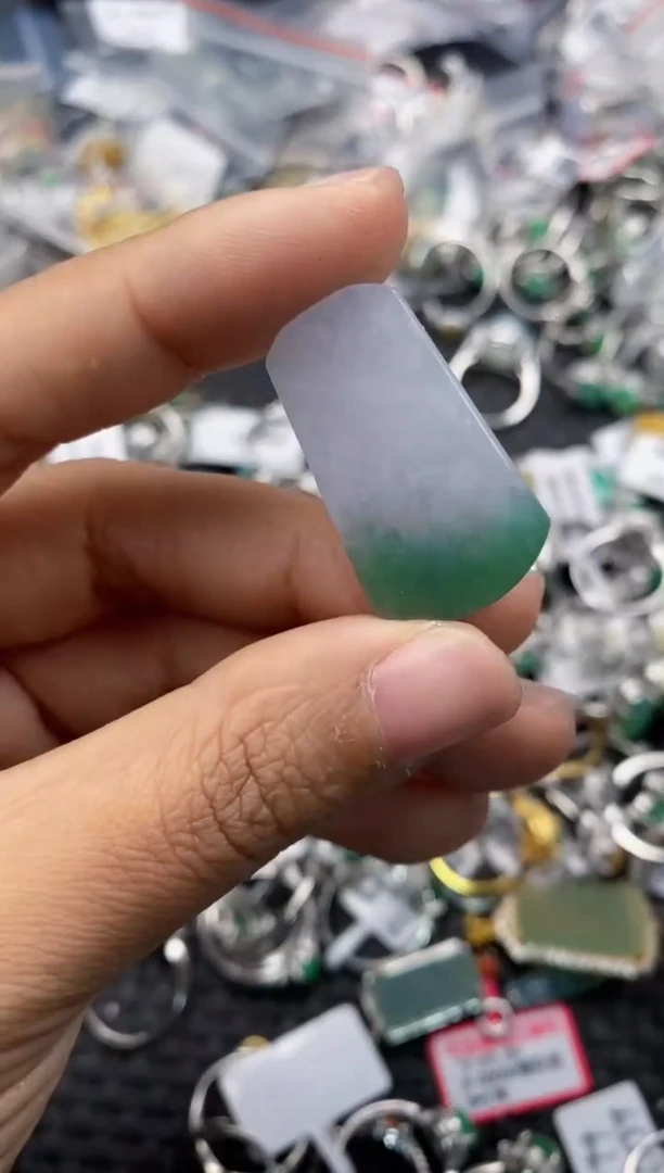 未镶嵌戒指翡翠333     1