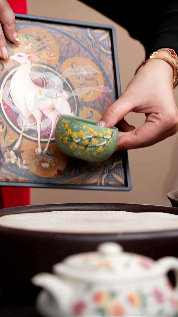 【闪购商品】紫砂茶壶豆青砂雪景杯+正方小鹿壶承004