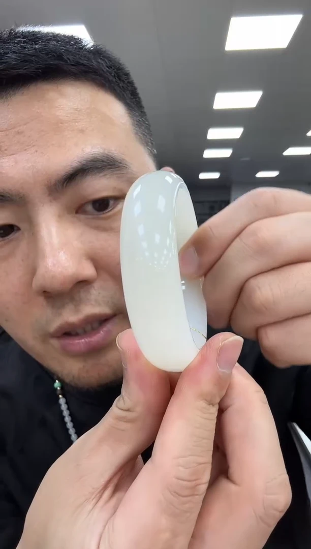 未镶嵌手镯和田玉野牛沟59  w07