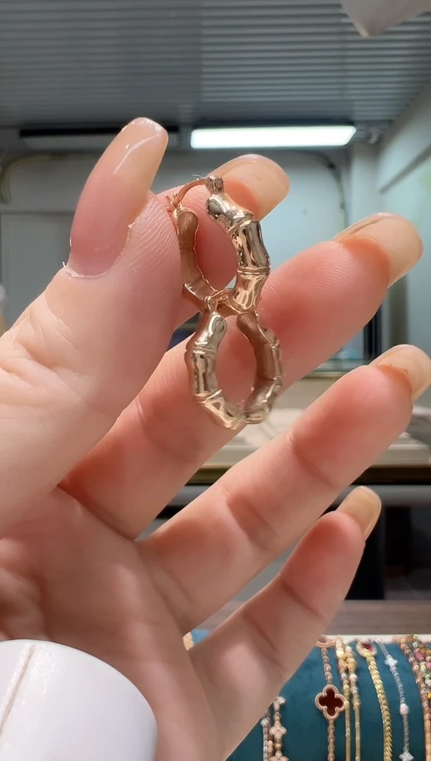 耳饰18K金竹节圈圈耳环K红