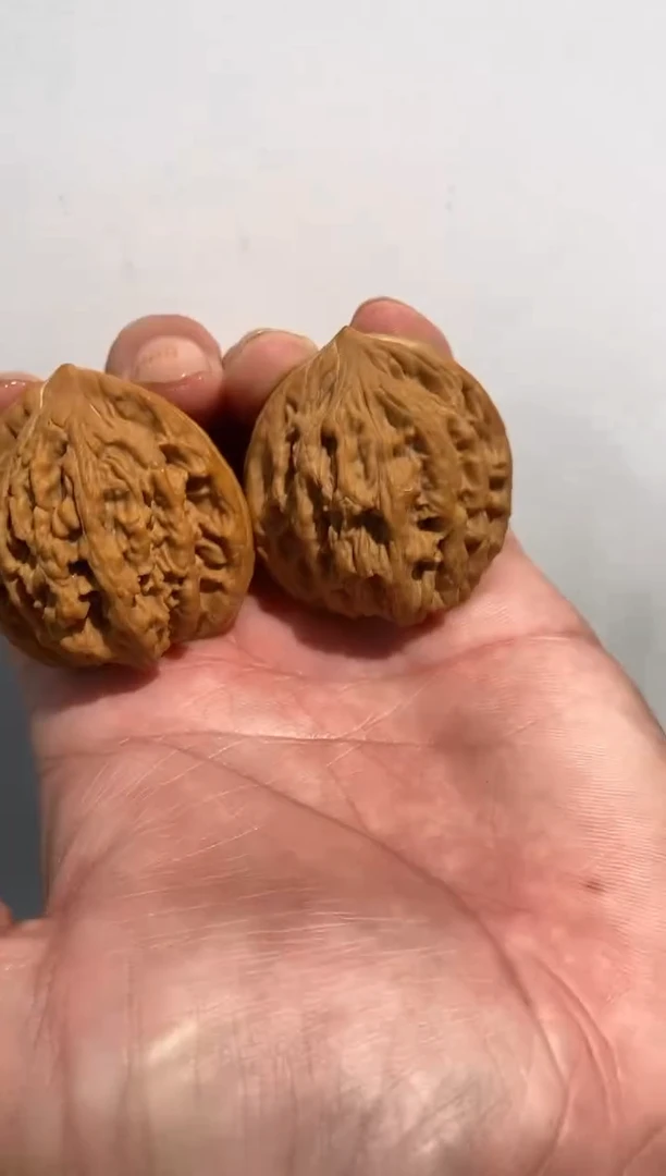 把件文玩核桃全品麦穗虎头39-40
