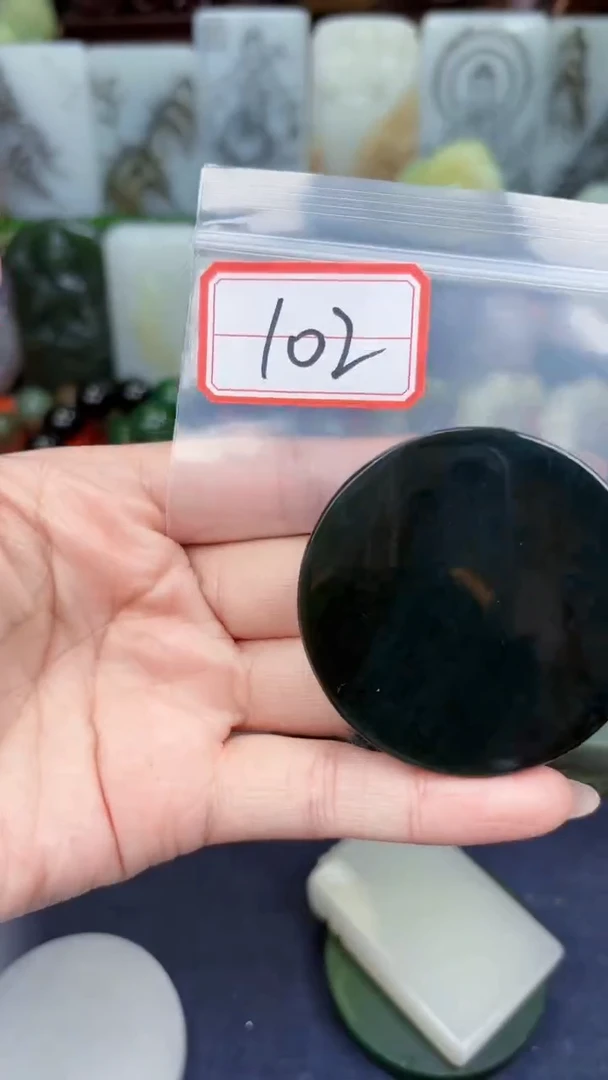 颈饰未镶嵌和田玉和田玉