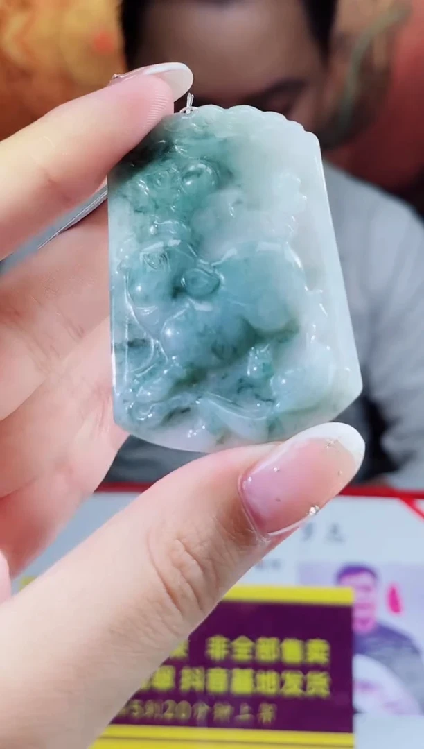 颈饰未镶嵌翡翠翡翠多样性发其一