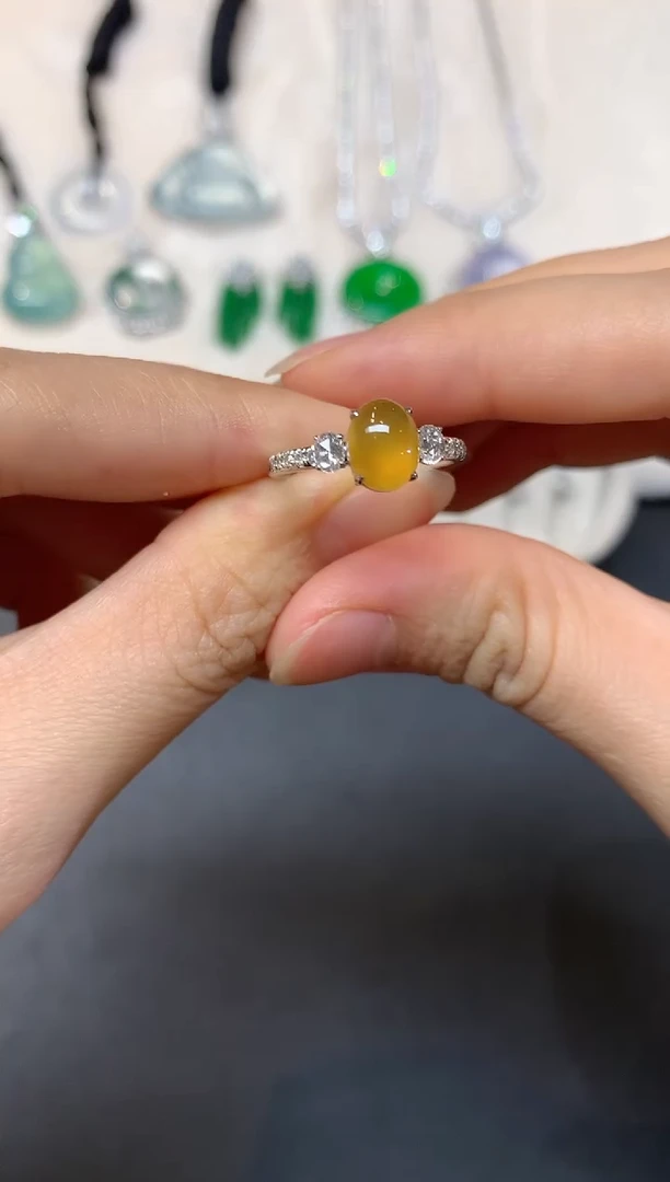 18K金镶嵌戒指翡翠W436|8800