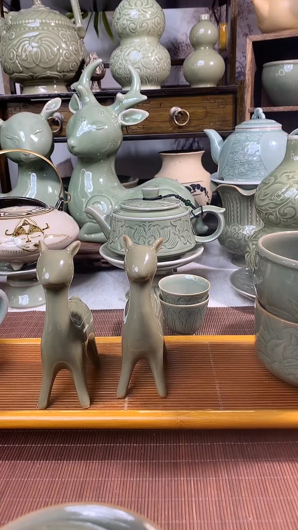 翱**天耀州窑青瓷小鹿摆件2只