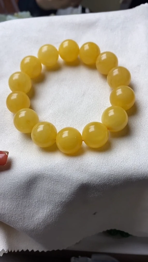 裸石琥珀未镶嵌然手串