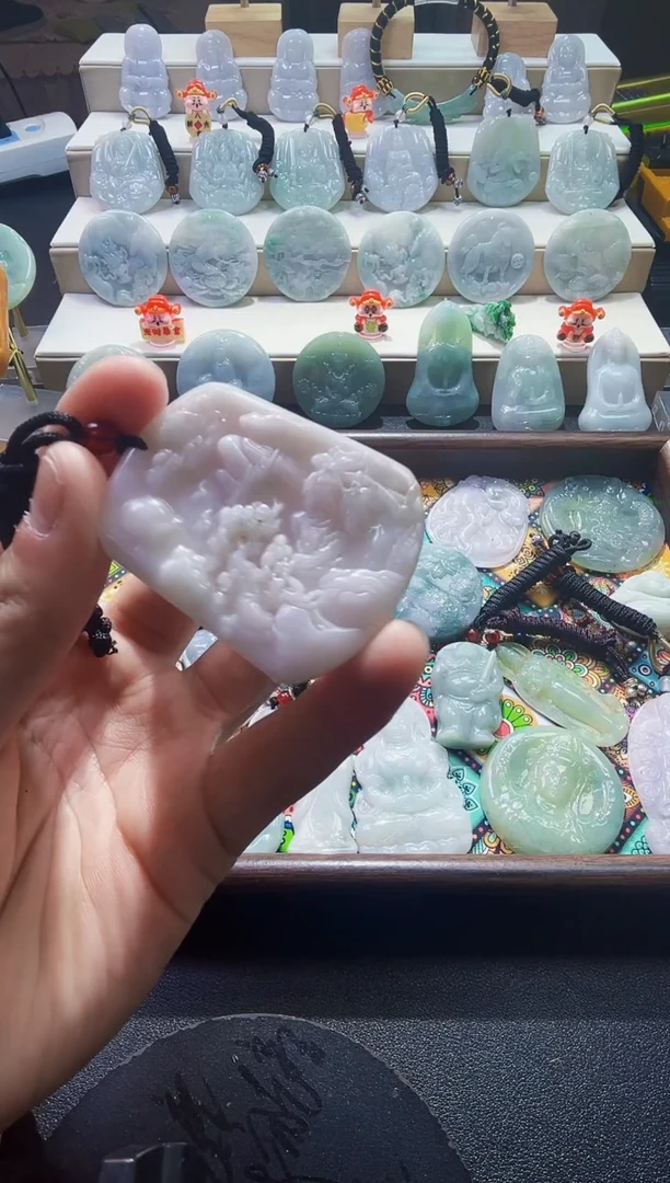 颈饰未镶嵌翡翠11/23   7