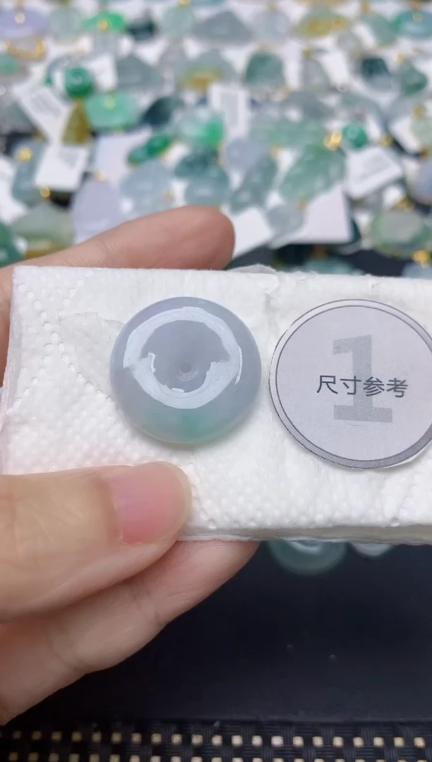 颈饰未镶嵌翡翠天然缅甸A货翡翠