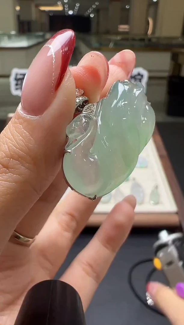 吊坠(不含链)18K金镶嵌翡翠缅甸珠宝严选