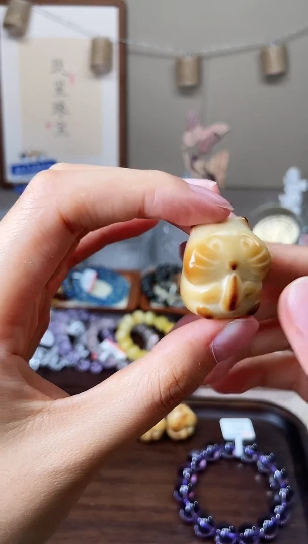 白玉菩提把件小仓鼠 菩 提