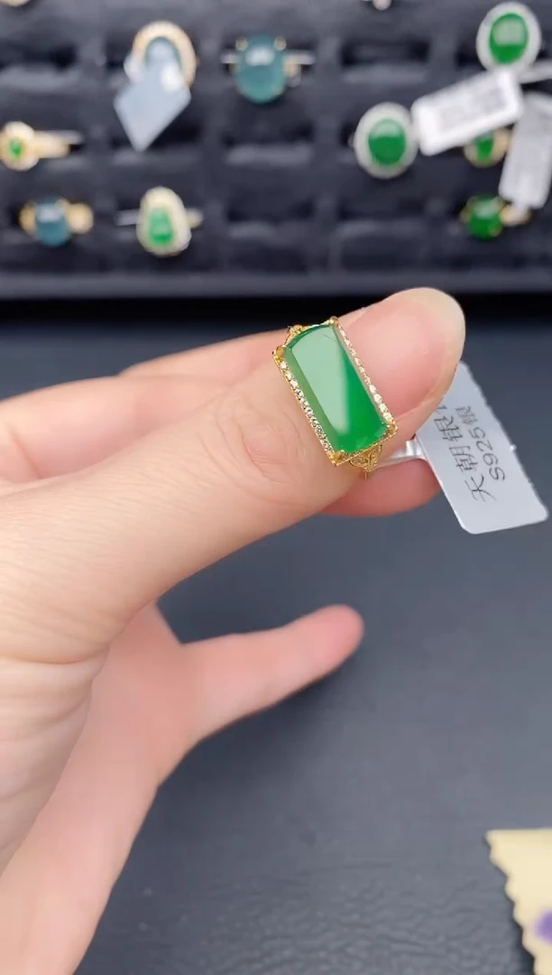 银S925镶嵌戒指翡翠天然a货翡翠220