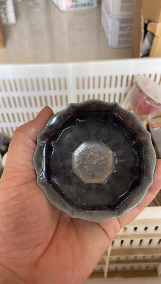 摆件摄影的产品有使用过的痕迹有点脏介意勿拍