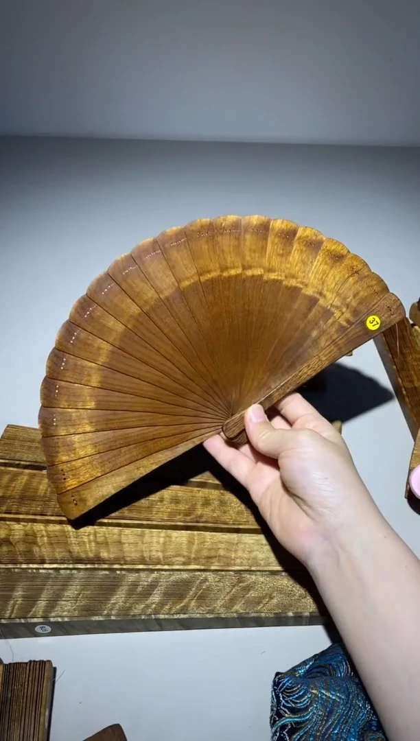 金丝楠16cm金丝楠木小叶桢楠扇37