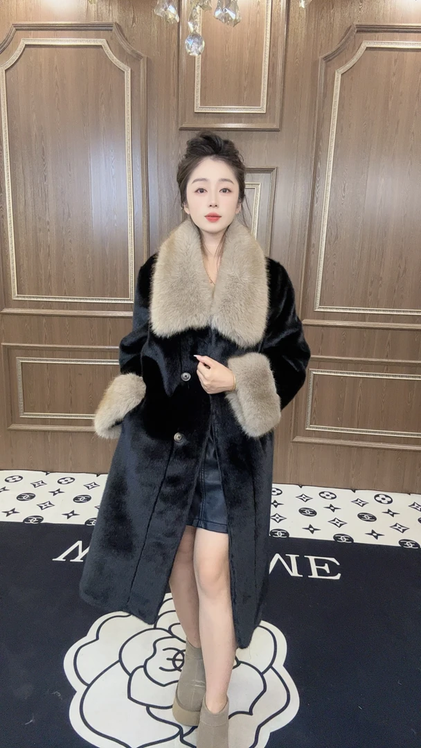 【婷婷推荐】反季孤品时尚轻奢气质设计师款冬季毛毛大衣