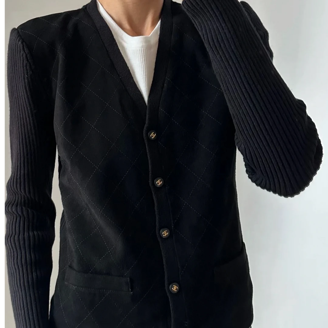 95新 Chanel/香奈儿 Chanel中古针织小开衫 38码 95新