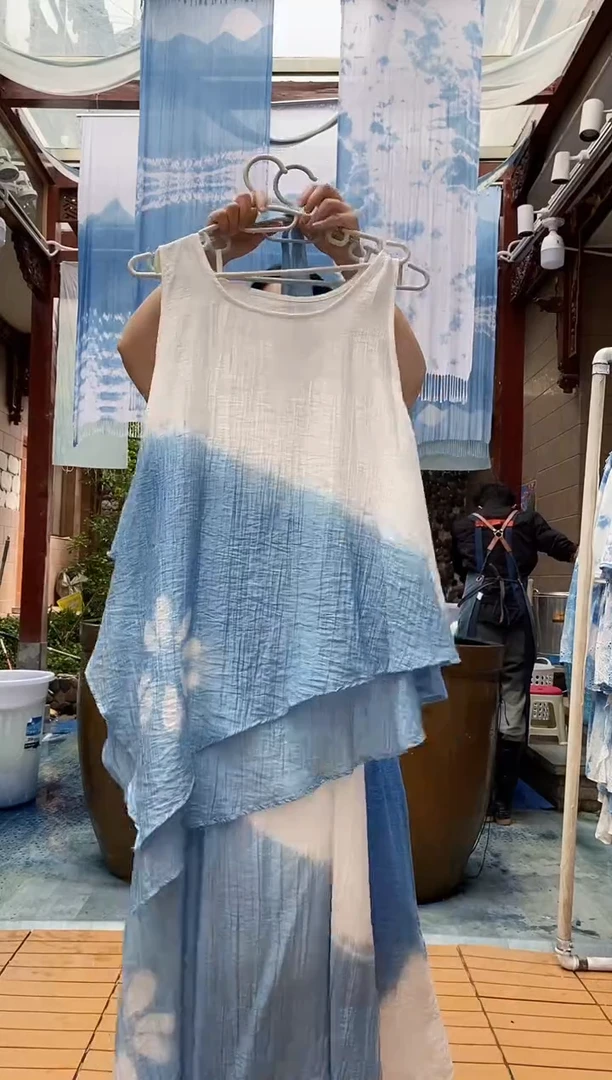 云浅蓝深 扎染服装 压花背心两件套