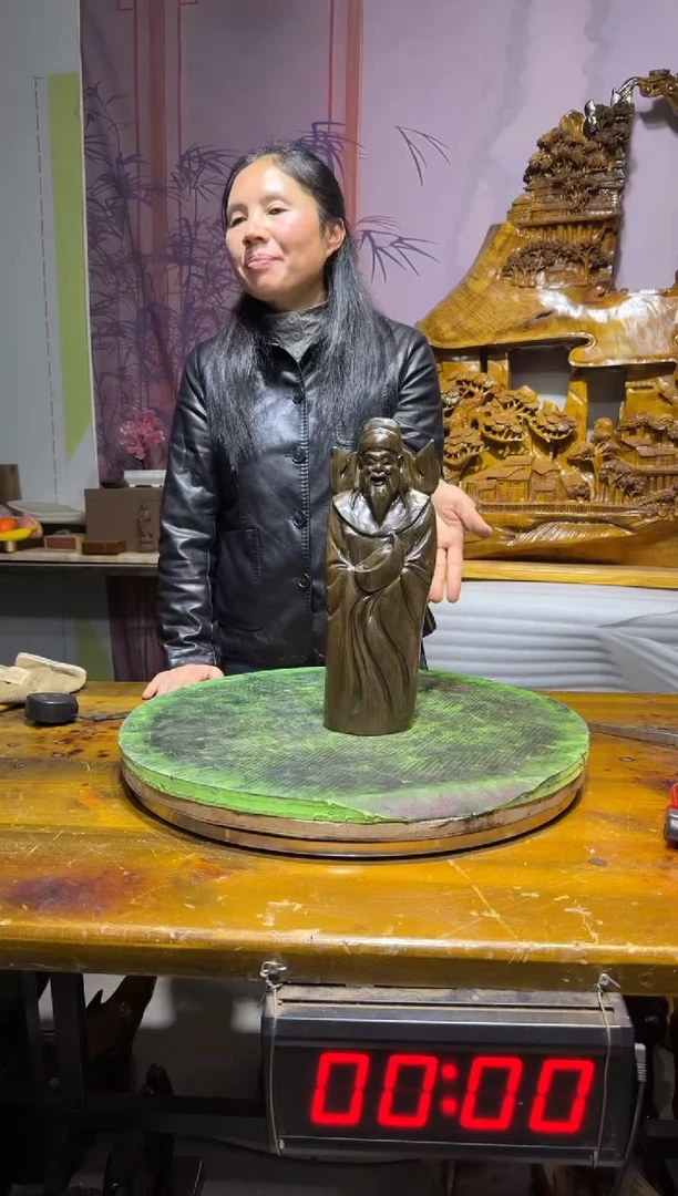 金丝楠喜****羊金丝楠木雕刻摆件