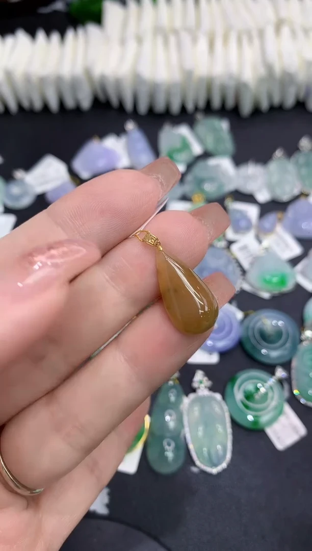 吊坠(不含链)18K金镶嵌翡翠111